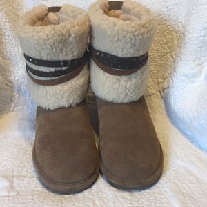BearPaw Short Brown Boots